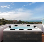 جکوزی ۸ نفره ریتون مدل اوشن Rhyton Ocean Bathtub and hot tub