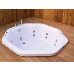 جکوزی 3 و 4 نفره اکسین برند ریتون Rhyton Oxin Bathtub and hot tub