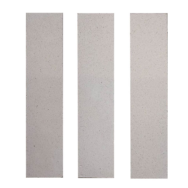 آجر نما نسوز سفيد ٢/٥*٧*٣١ White Refractory Brick